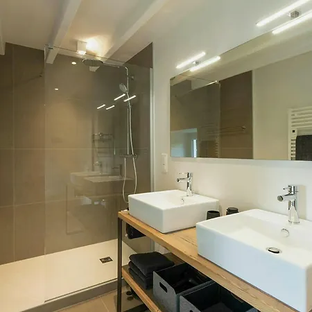 בית נופש Renovated Stone House In Normandy *